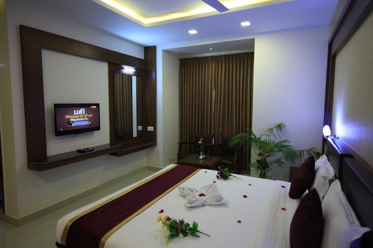 Kr Residency Hotel Kanadukattan Luaran gambar
