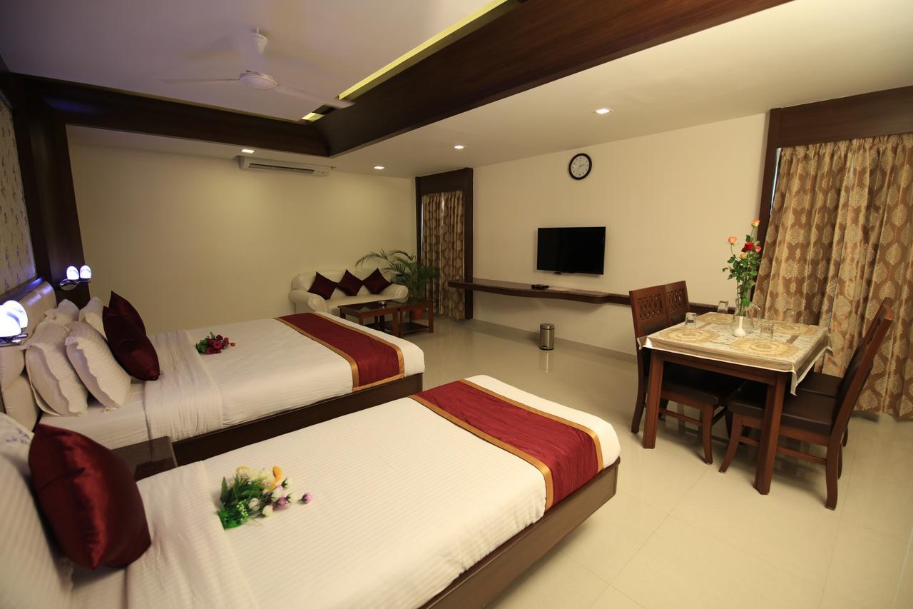 Kr Residency Hotel Kanadukattan Luaran gambar