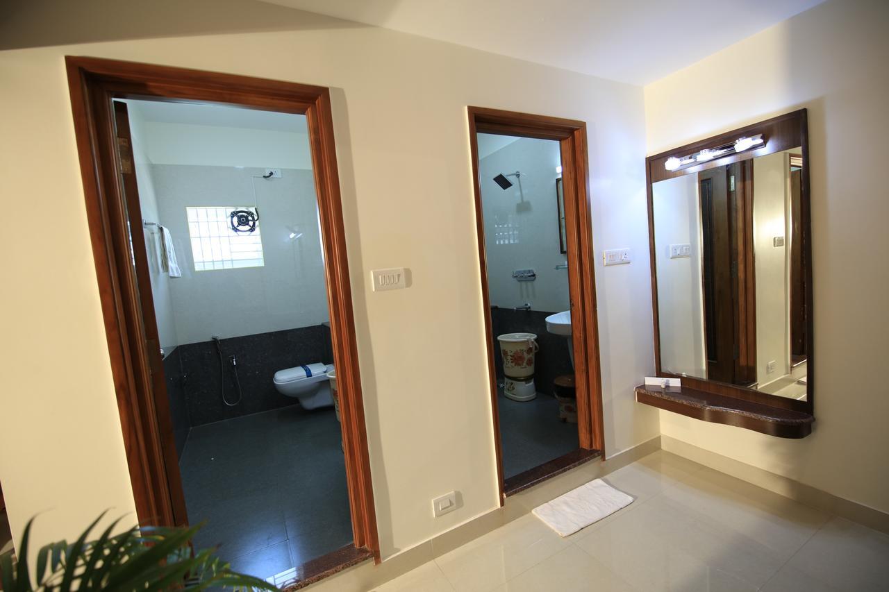 Kr Residency Hotel Kanadukattan Luaran gambar