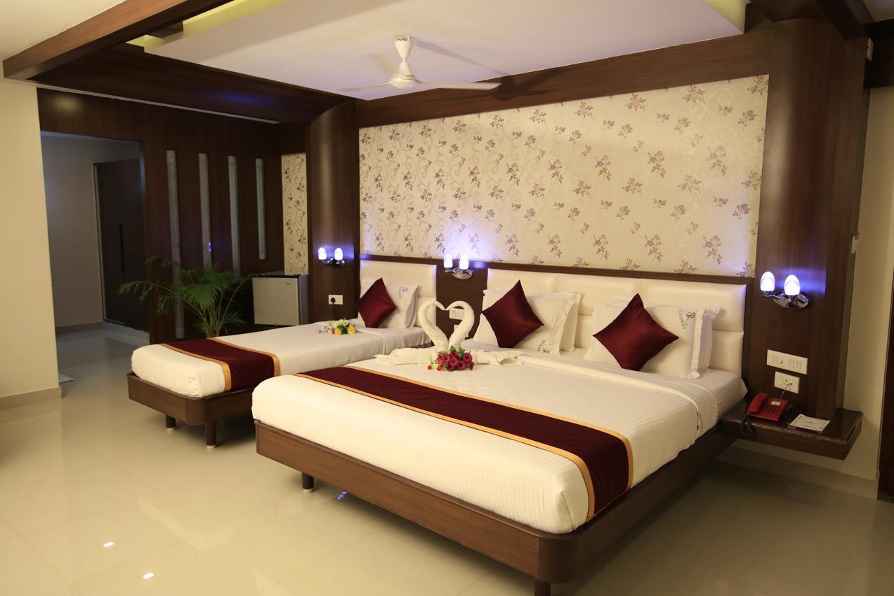 Kr Residency Hotel Kanadukattan Luaran gambar