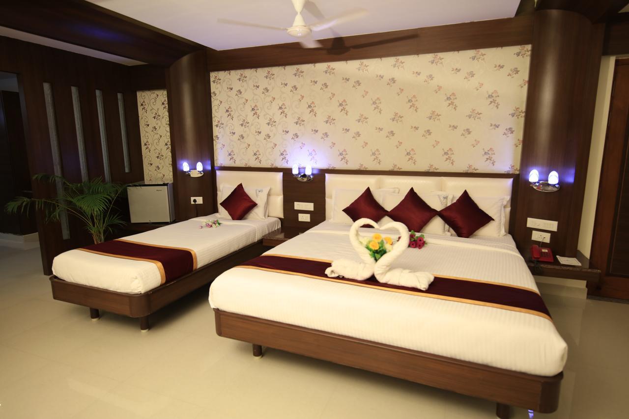 Kr Residency Hotel Kanadukattan Luaran gambar