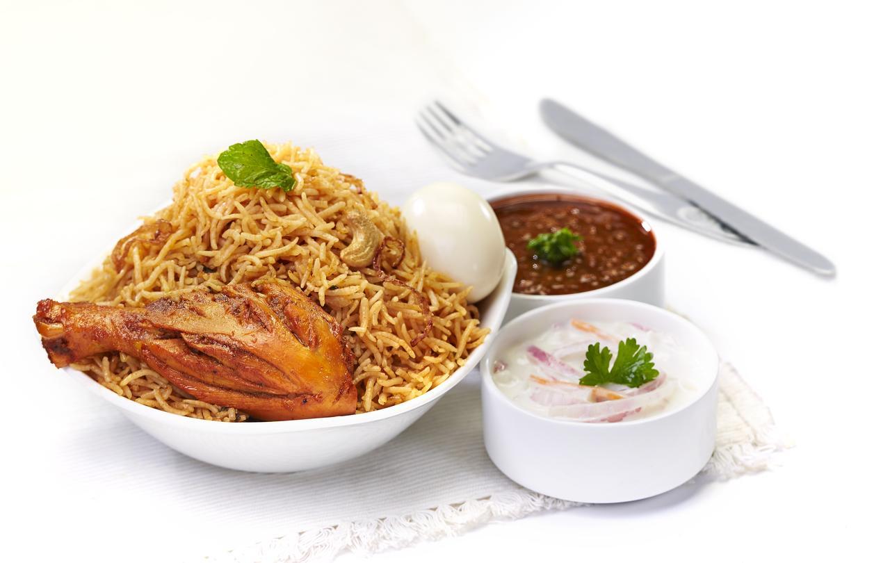 Kr Residency Hotel Kanadukattan Luaran gambar